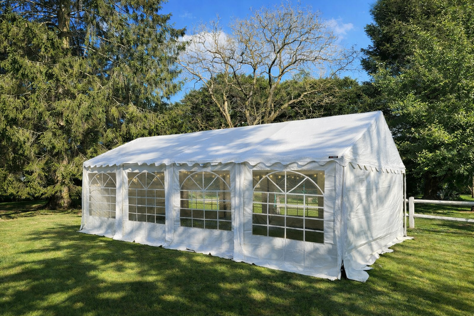 3. Tente de réception 32M2 - 4x8